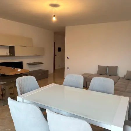 Krista Apartment